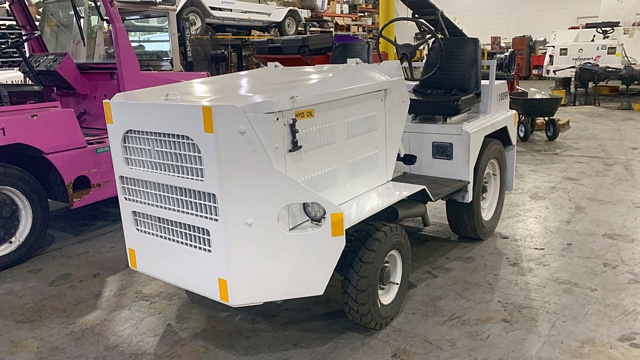 Baggage Tractor S&S BT-345