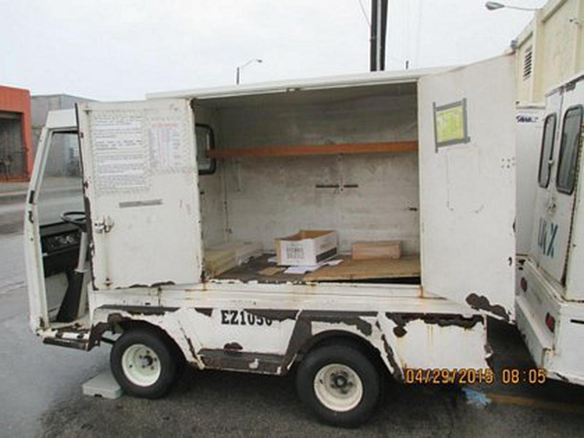 2004 Taylor-Dunn B2-48-TT