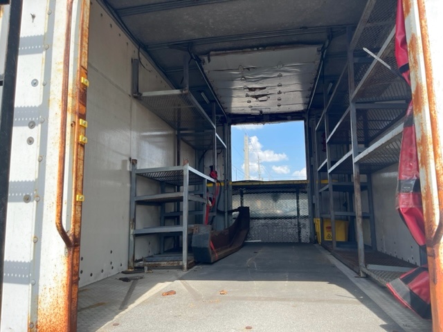 Catering Truck Ford/Hi Way F-700/ CT-14