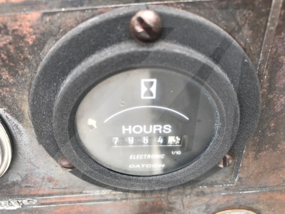 Push Back Tractor S&S GT-50