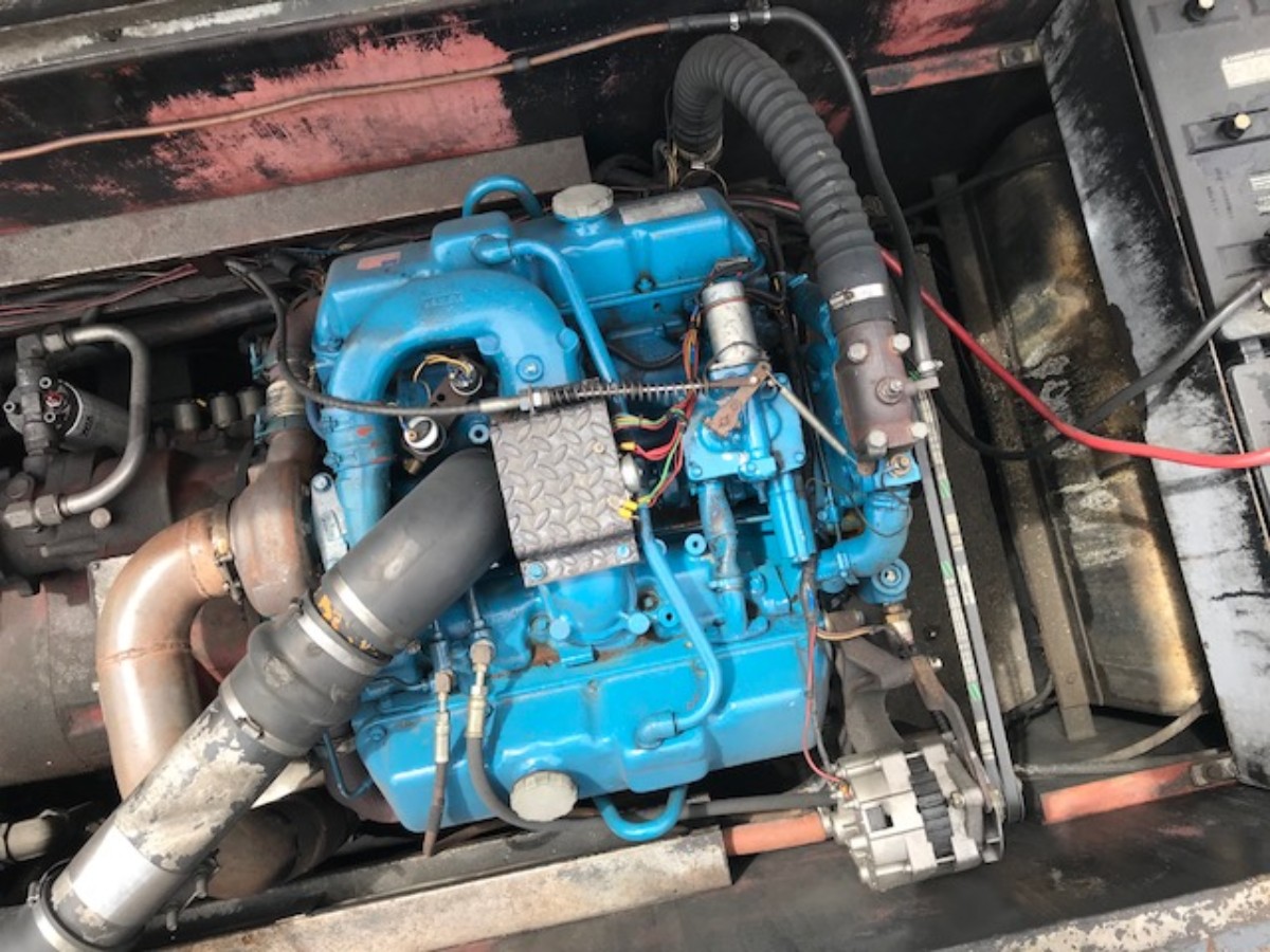 Push Back Tractor S&S GT-50