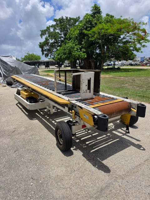 Towable Belt Loader Wasp A208428D