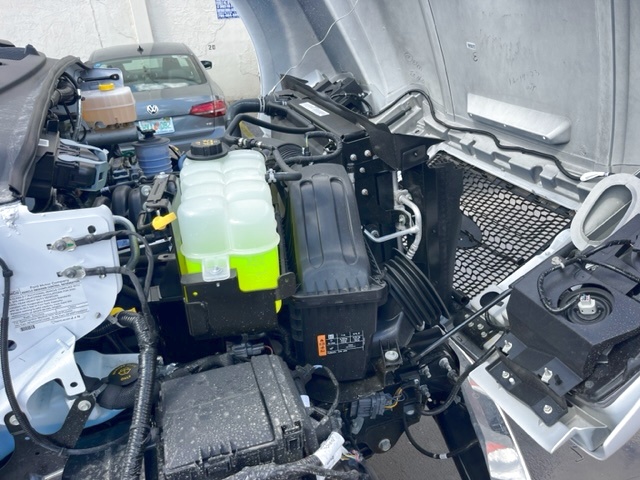 Truck Chassis Ford F-650 2025