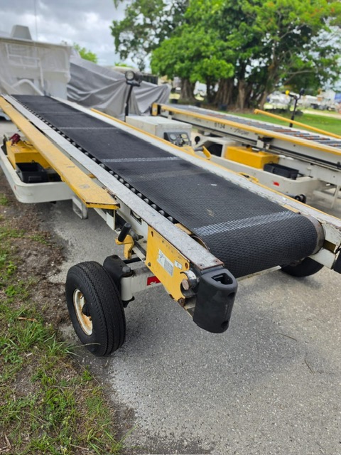 Towable Belt Loader Wasp A208428D