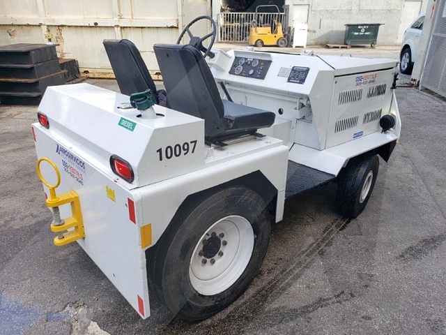 Baggage Tractor S&S BT-345