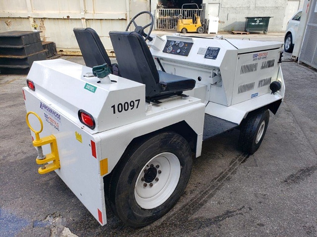 Baggage Tractor S&S BT-345