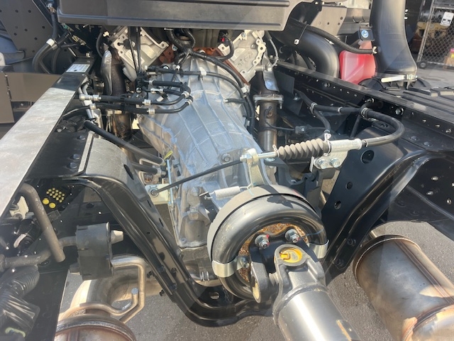 Truck Chassis Isuzu NPR - Gasoline