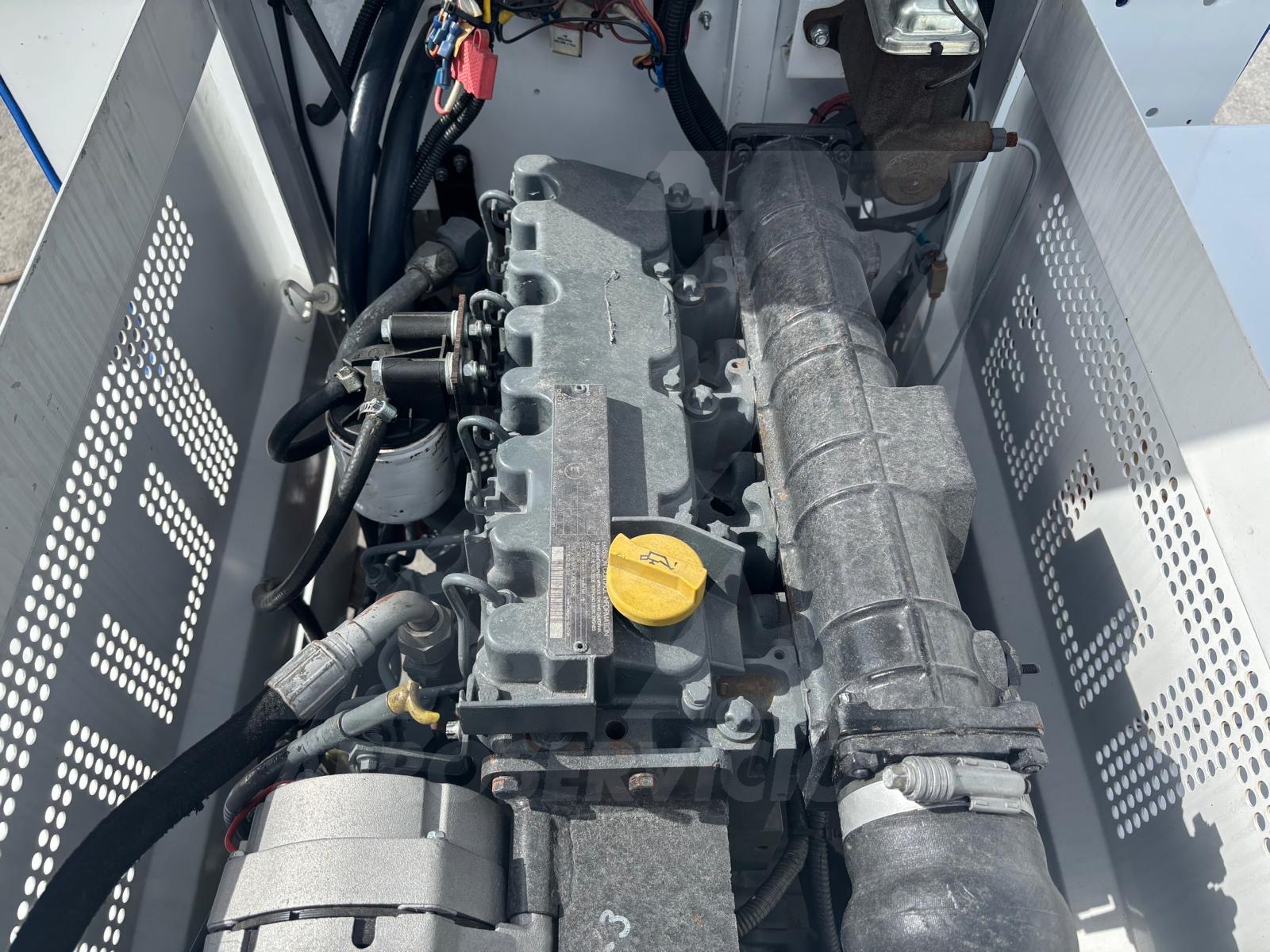 Baggage Tractor Tug MA-30 REC