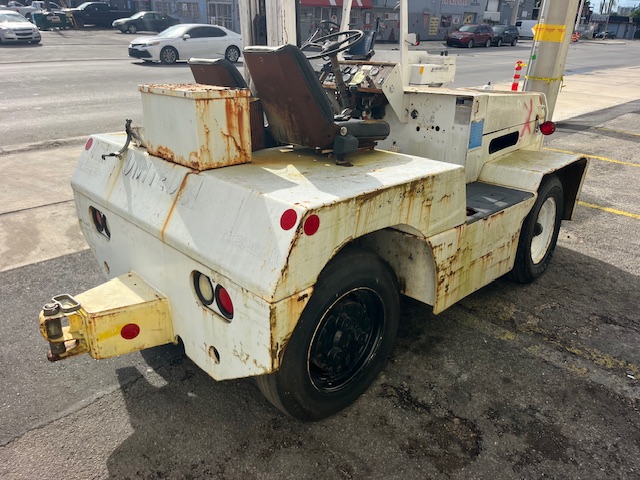 Baggage Tractor NMC 100F-8