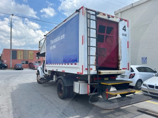 Catering Truck Ford/Hi Way F-650/ CT-14