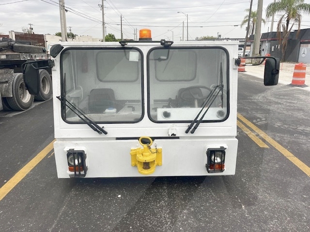 Push Back Tractor TLD TMX-400