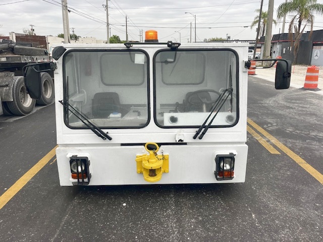 Push Back Tractor TLD TMX-400