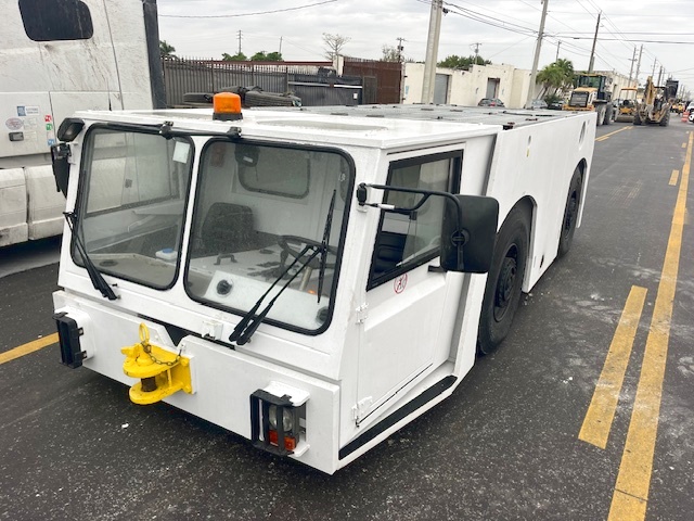 Push Back Tractor TLD TMX-400