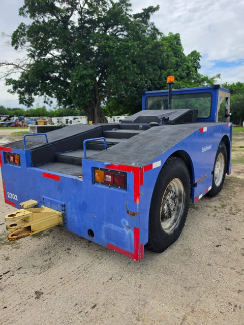 Push Back Tractor FMC B-350