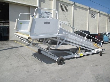 Passenger Stair Towable Clyde 15F2820 2024