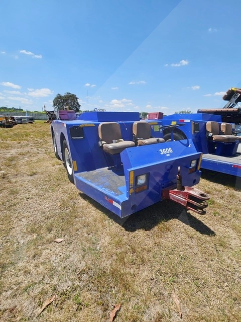 Push Back Tractor FMC B350E