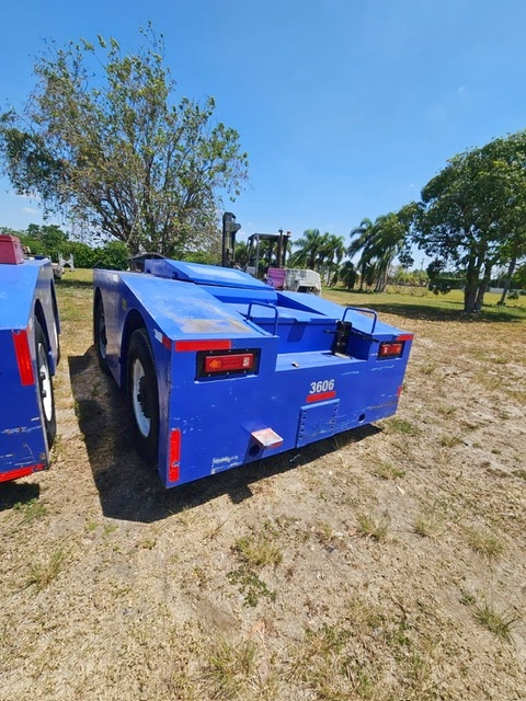 Push Back Tractor FMC B350E