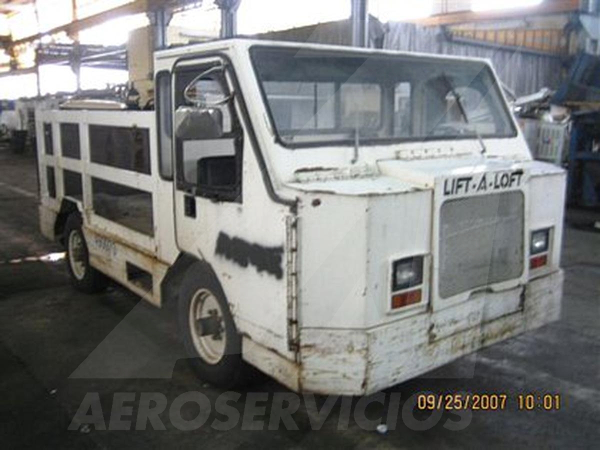 2000 Lift-A-Loft APV Flat Bed