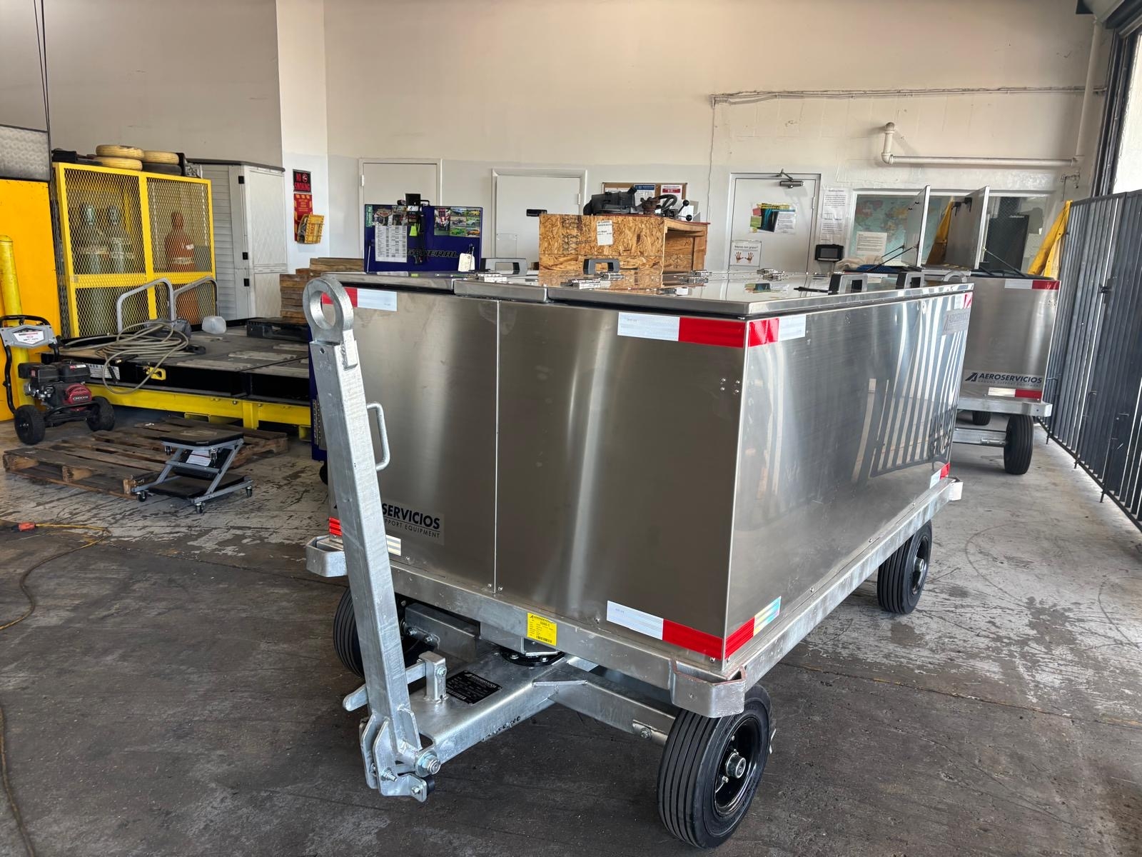 Lavatory Cart Standard GSE STD-LCI-250-CH
