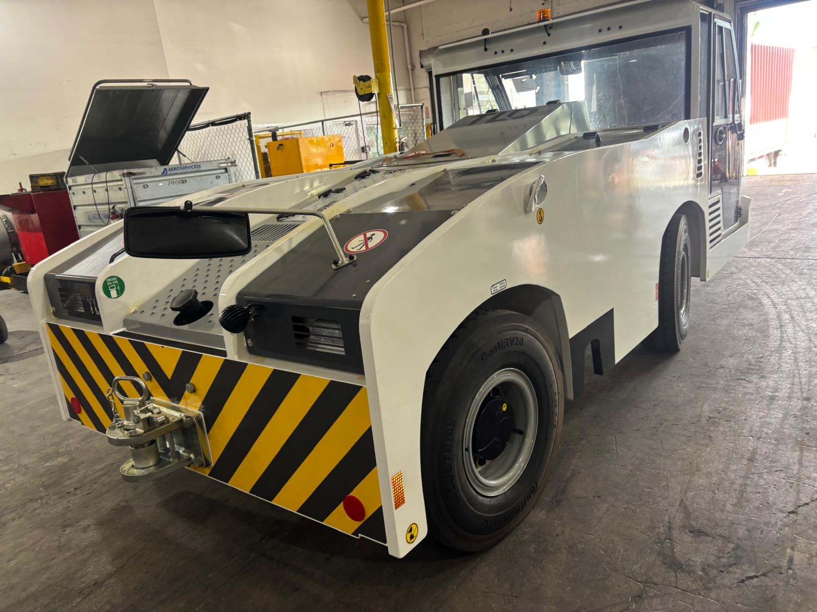 Push Back Tractor TLD TMX-150-9 Tier 4F