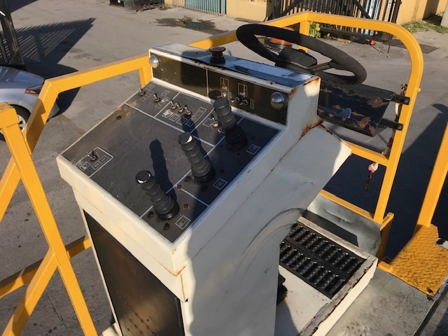 Cargo Loader FMC Commander 15 Wide