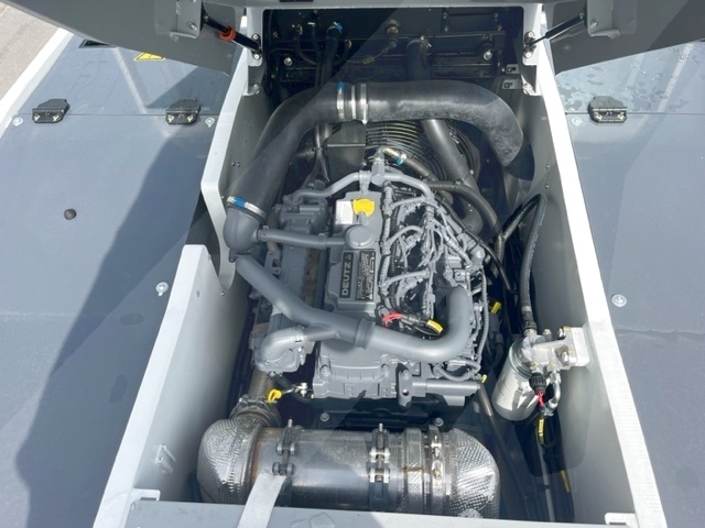 Push Back Tractor TLD TMX-150-15 Tier 4F