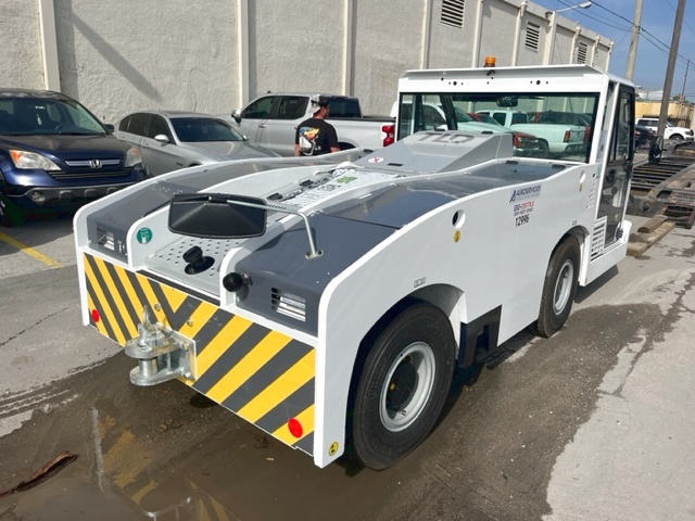 Push Back Tractor TLD TMX-150-15 Tier 4F