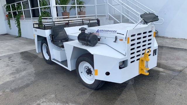 Push Back Tractor NMC/WOLLARD 140-12