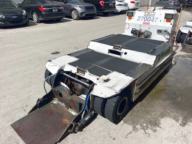 Towbarless Push Back Tractor Lektro AP8750C-AL-700