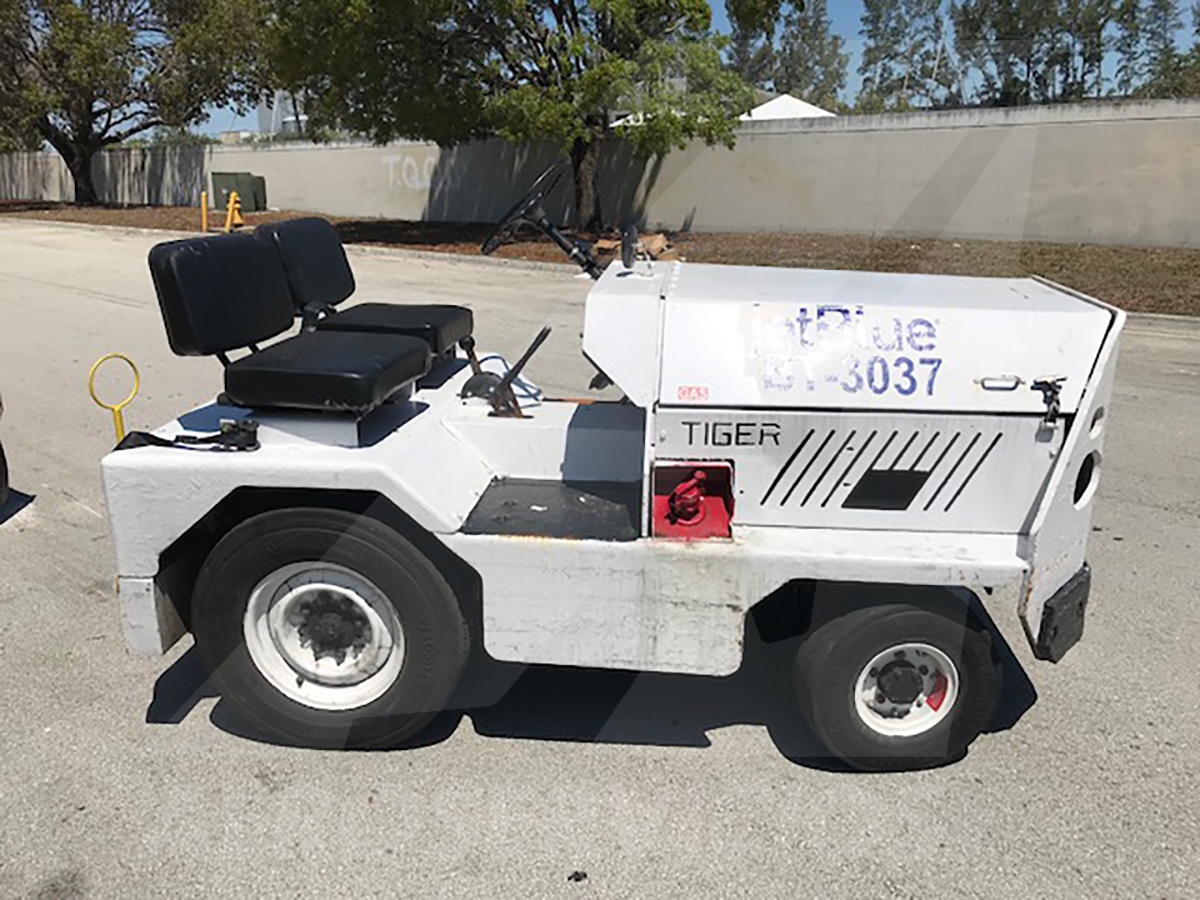 Baggage Tractor TIG-30