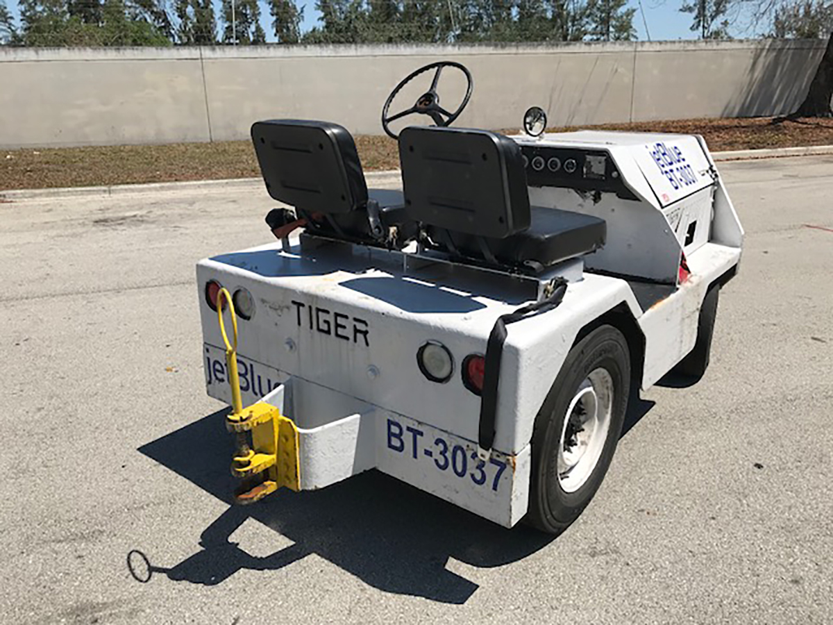 Baggage Tractor TIG-30