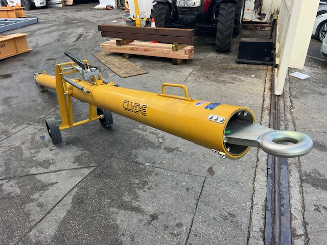 Tow Bar Clyde 15F3495