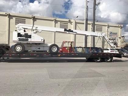 Telescopic Boom Lift JLG 80HX+6 - 86 ft