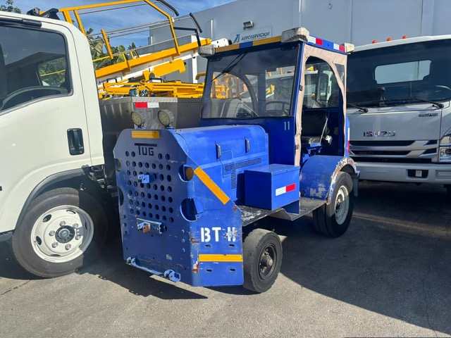 Baggage Tractor Tug MA-30 CAB