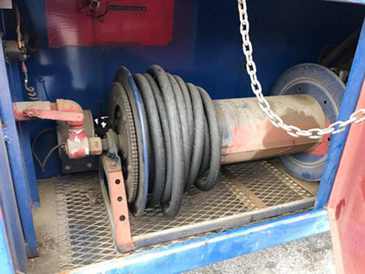 1990 FMC/Ford Trump D2-440 / F-800