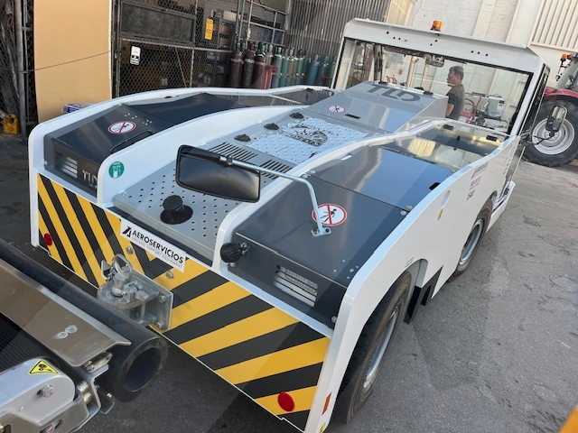 Push Back Tractor TLD TMX-150-15 Tier 4F