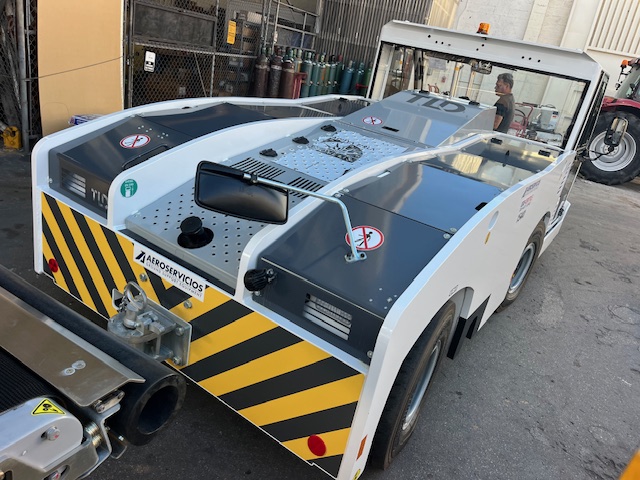 Push Back Tractor TLD TMX-150-15 Tier 4F