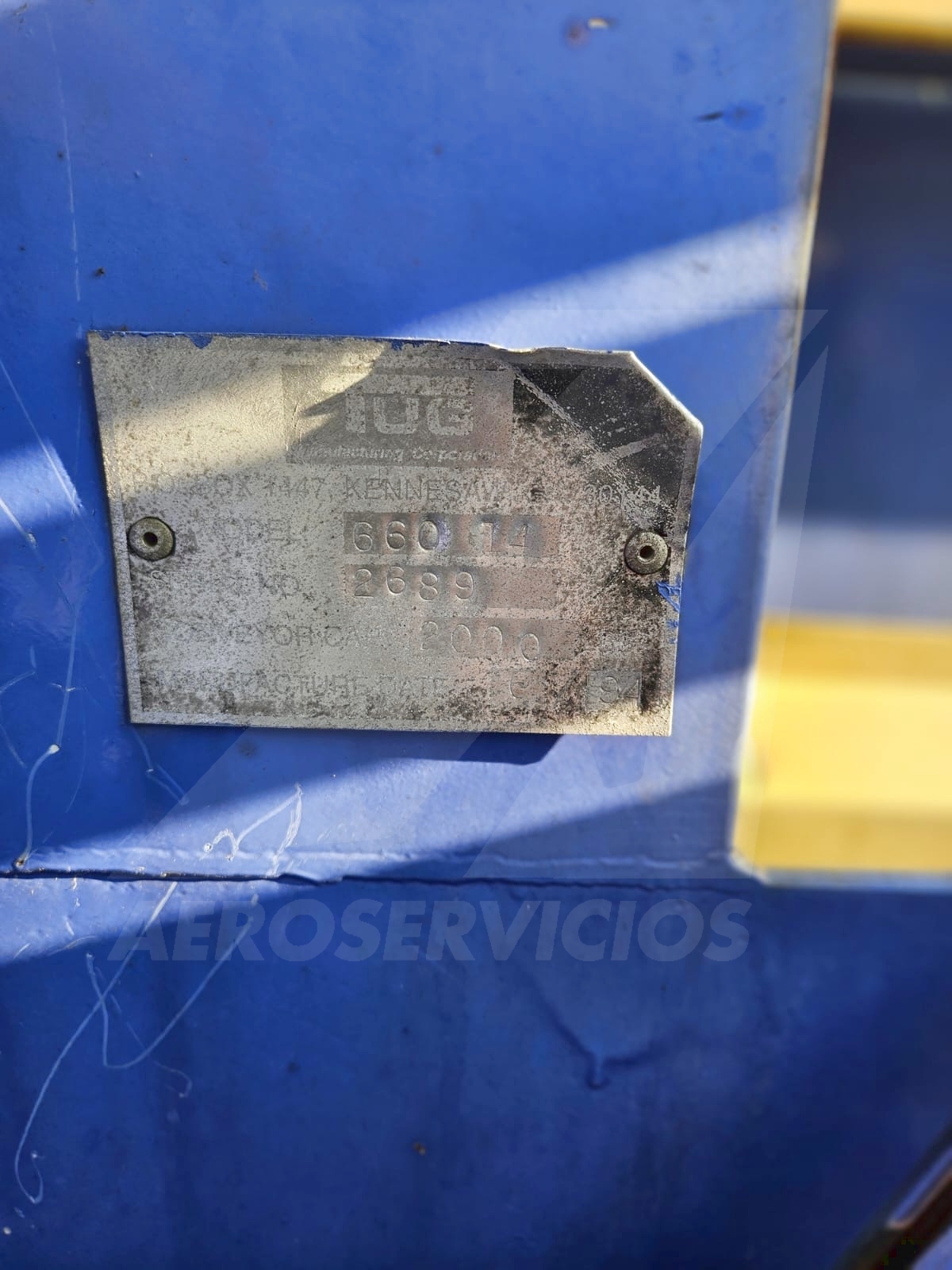 Belt Loader Tug 660E