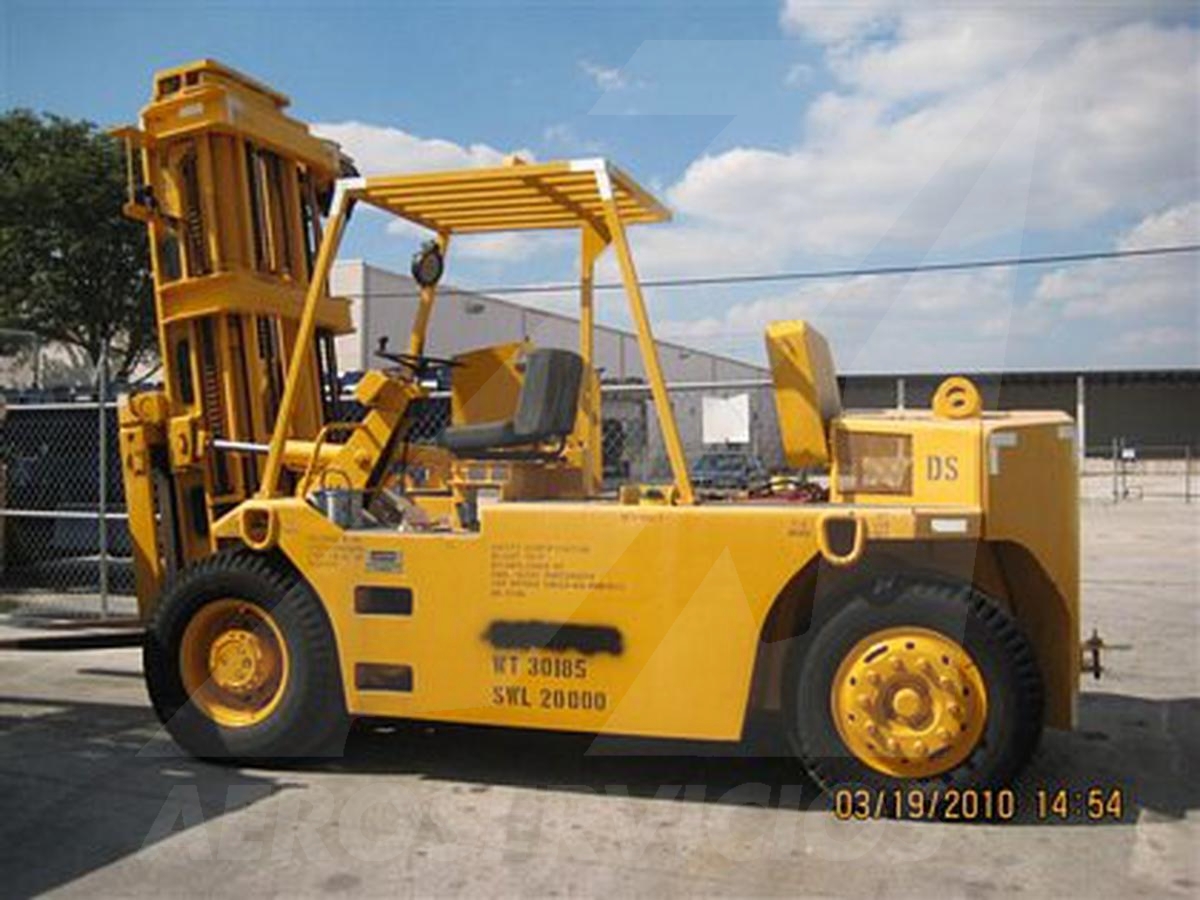 Fork Lift Lansing 823