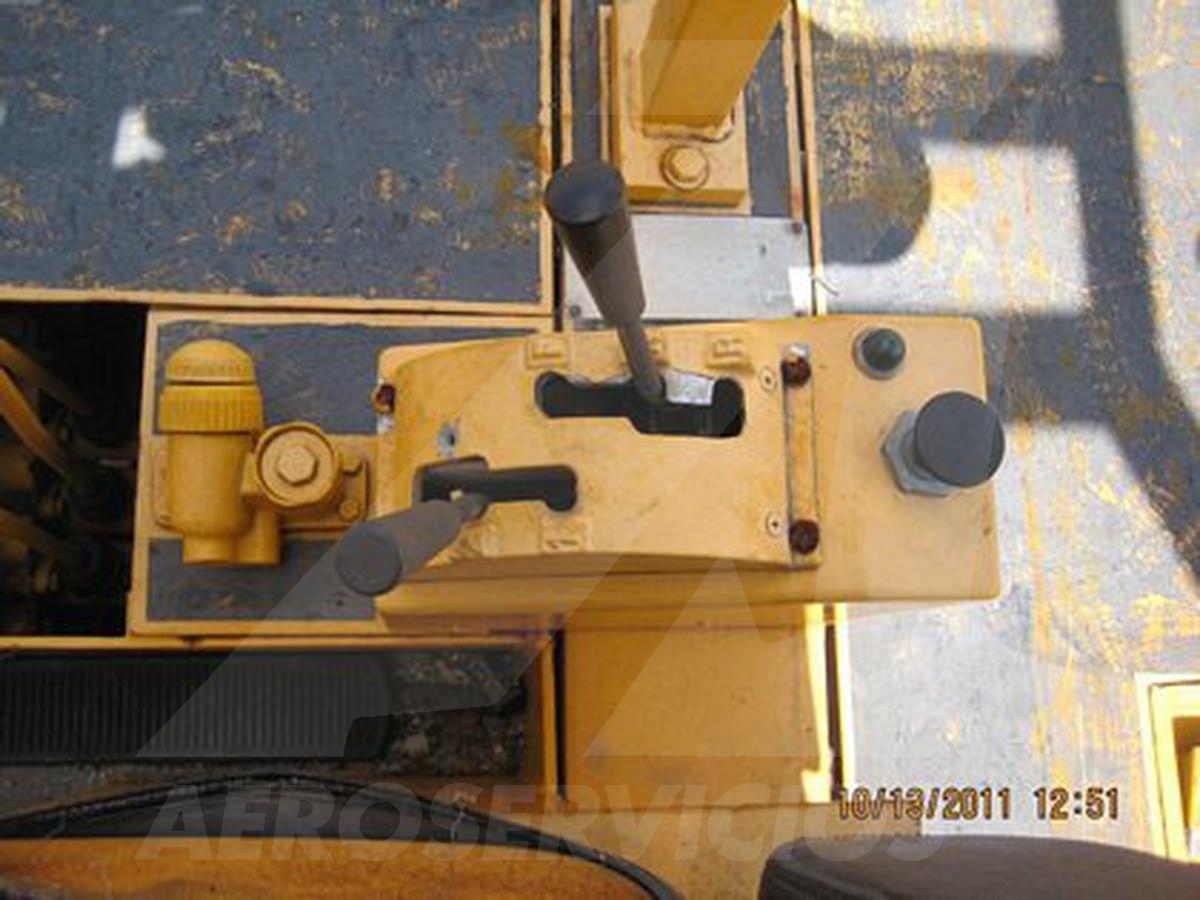 Fork Lift Lansing 823