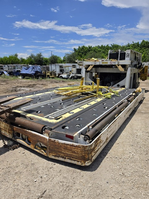 Cargo Loader TLD 828 Standard