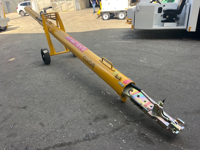 Tow Bar Clyde 15F3164 2026