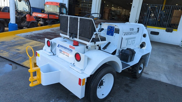 Baggage Tractor Tug MA-30