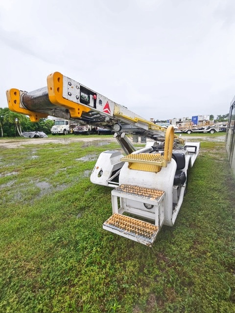 Belt Loader Wollard TC-888