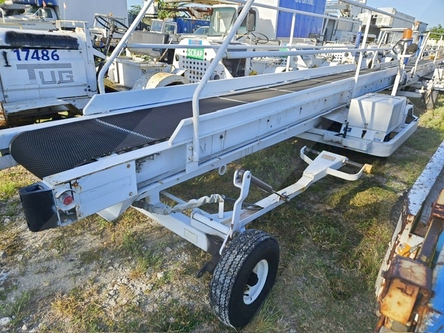 Towable Belt Loader Wasp A01771D-3650