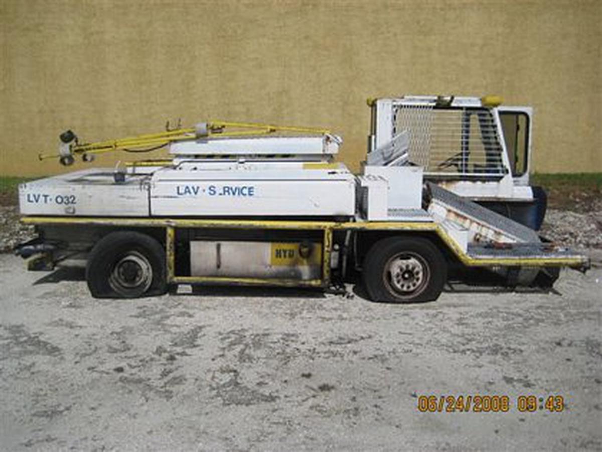 Lavatory Truck ACE 1410-5030