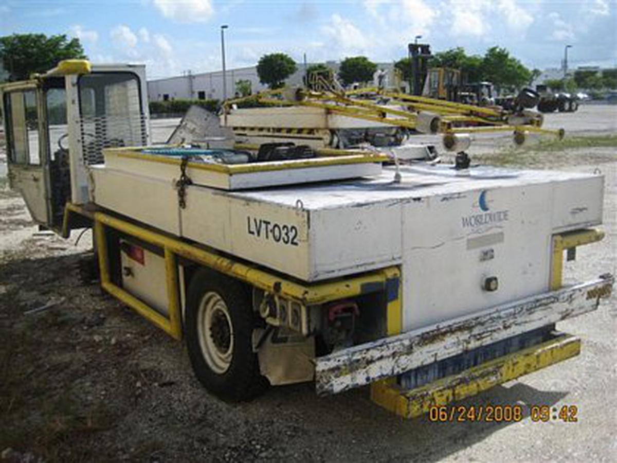 Lavatory Truck ACE 1410-5030