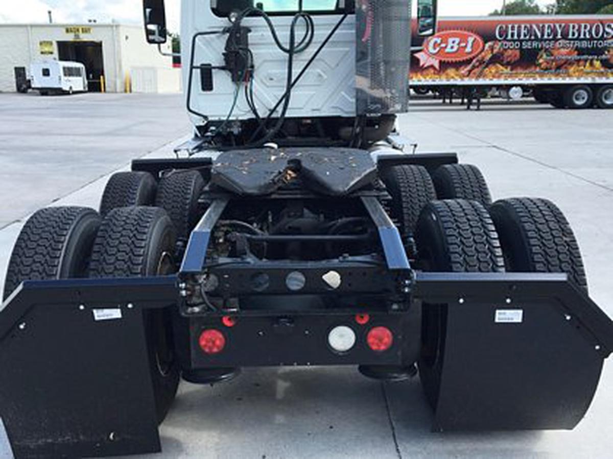 Truck Chassis International ProStar Tandem