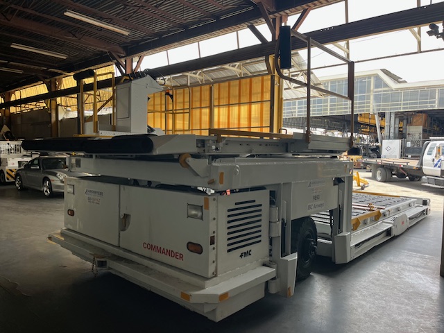 Cargo Loader FMC Commander 15 STD