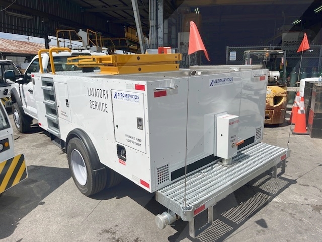 Lavatory Truck Ford/Standard GSE F-600 XL SD 2023